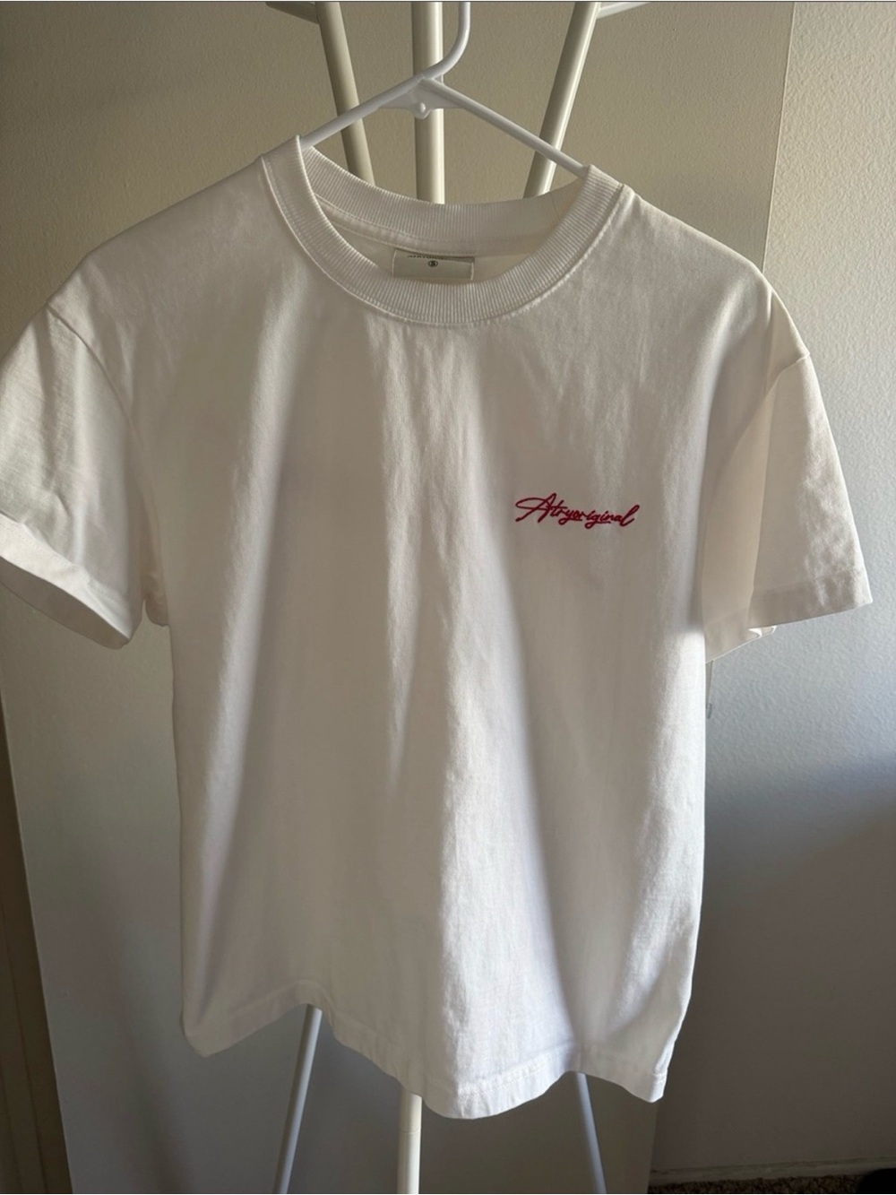 Women's White Short-Sleeve Graphic Tee with Red Script